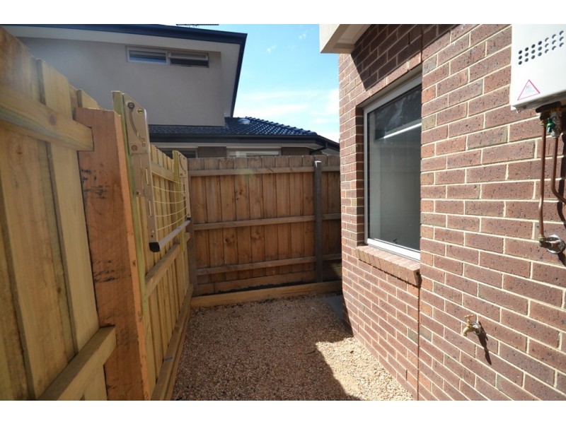 3/12 Treadwell Road, Essendon North VIC 3041