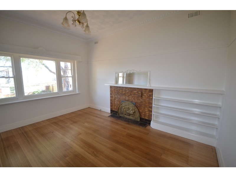 90 Grandview Avenue, Pascoe Vale VIC 3044