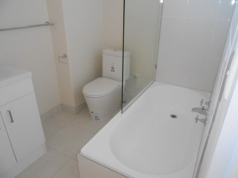 5/96 Glenlyon Road, Brunswick VIC 3056