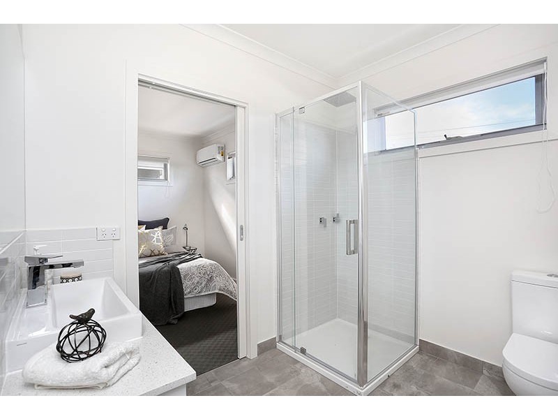 1-4/15 Hilda street, Glenroy VIC 3046