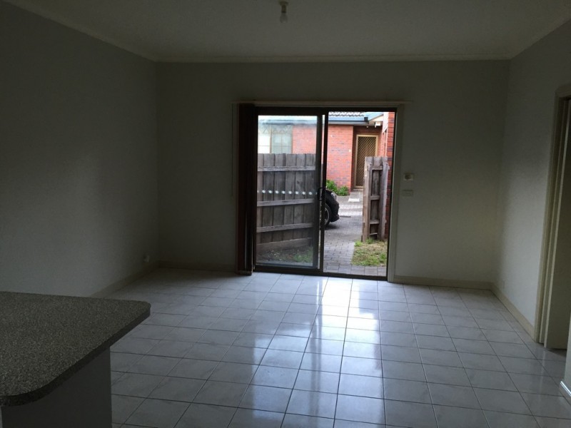 1/305 Gaffney Street, Pascoe Vale VIC 3044