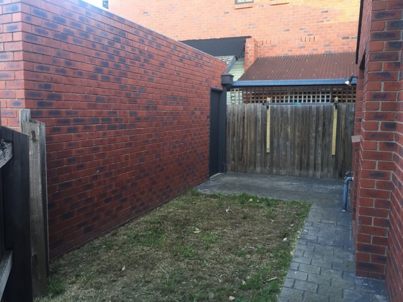 1/305 Gaffney Street, Pascoe Vale VIC 3044