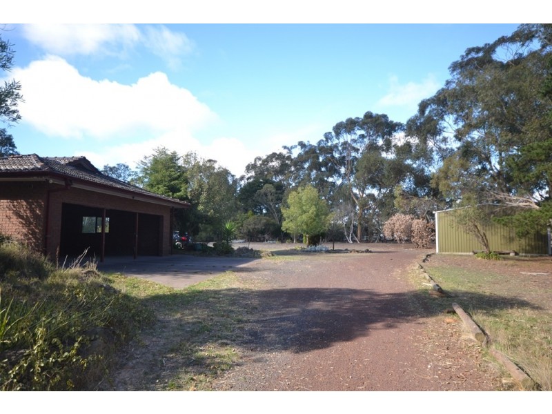 45 Parkland Crescent, Mickleham VIC 3064