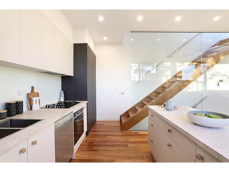 2/582-586 Nicholson Street, Fitzroy North VIC 3068