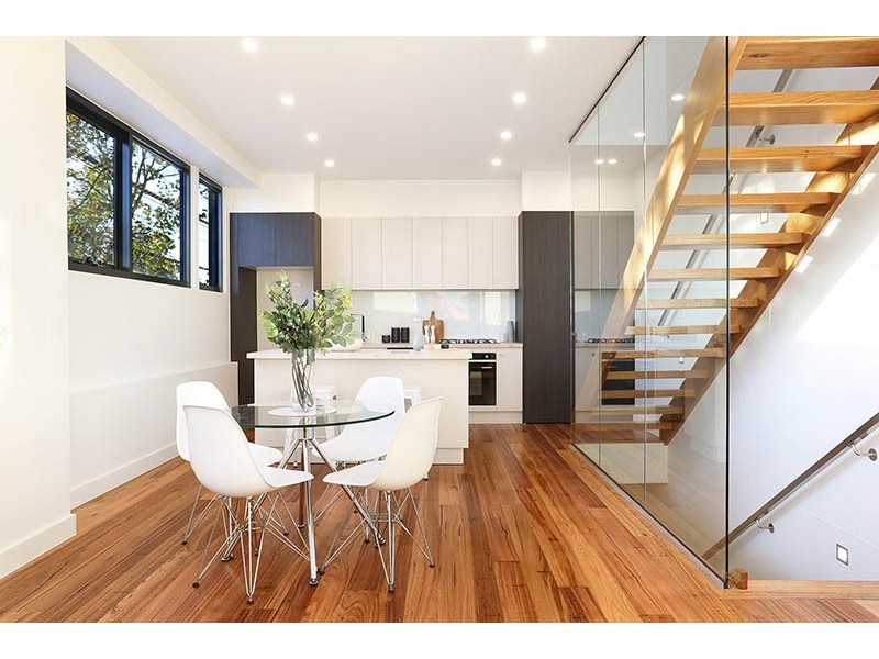 2/582-586 Nicholson Street, Fitzroy North VIC 3068