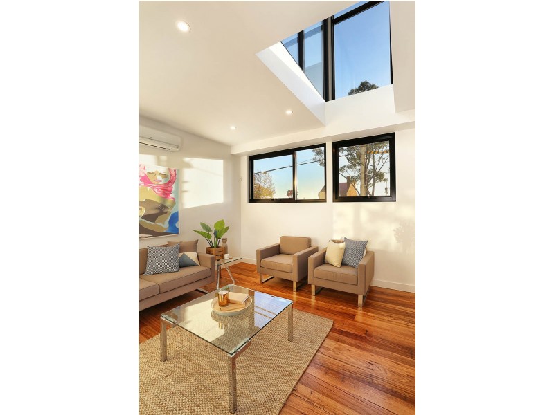 2/582-586 Nicholson Street, Fitzroy North VIC 3068