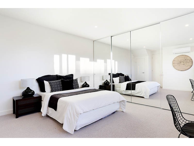 2/582-586 Nicholson Street, Fitzroy North VIC 3068