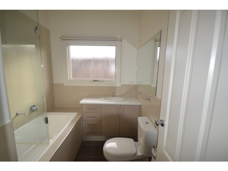 3/5 Darlington Grove, Coburg VIC 3058
