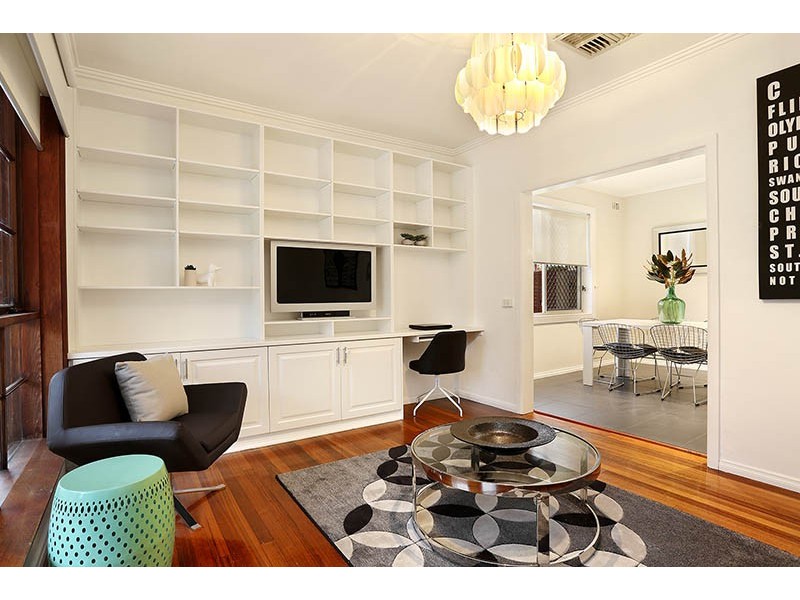 27 Peterson Avenue, Coburg North VIC 3058