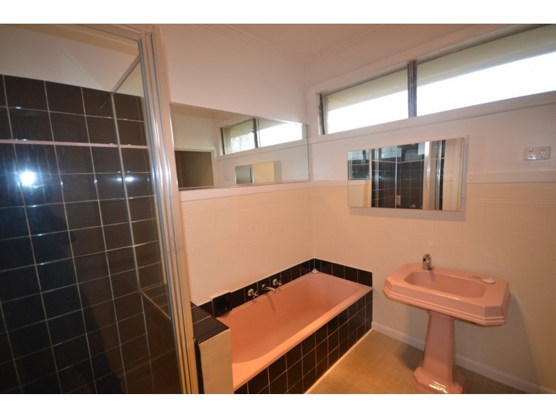 14 Olive Grove, Heidelberg VIC 3084
