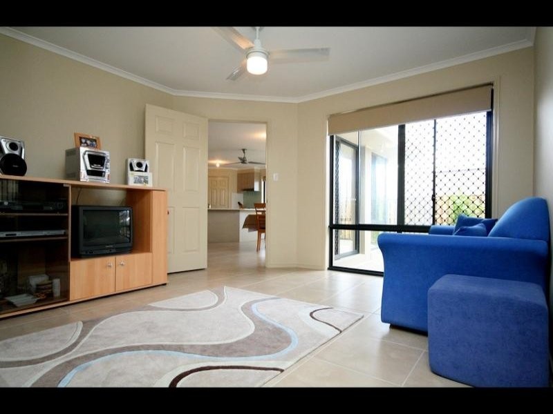 104 Observatory Drive, Reedy Creek QLD 4227