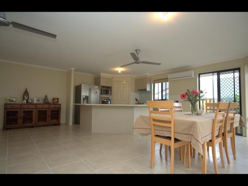 104 Observatory Drive, Reedy Creek QLD 4227