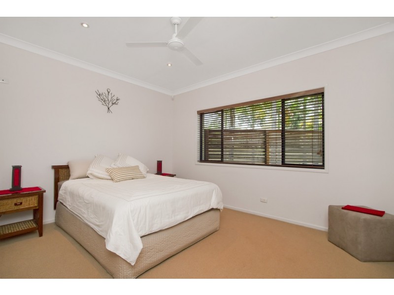 4 Alawara Drive, Tallai QLD 4213