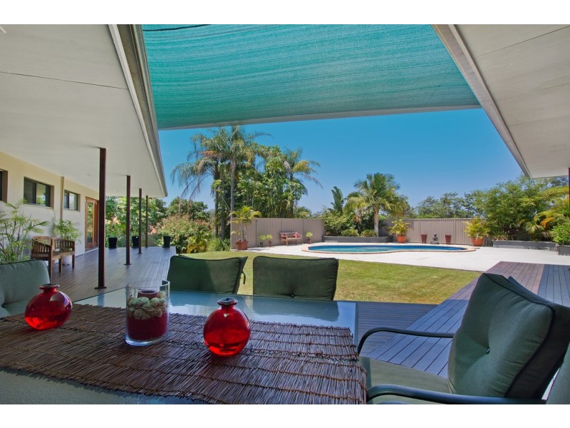 4 Alawara Drive, Tallai QLD 4213