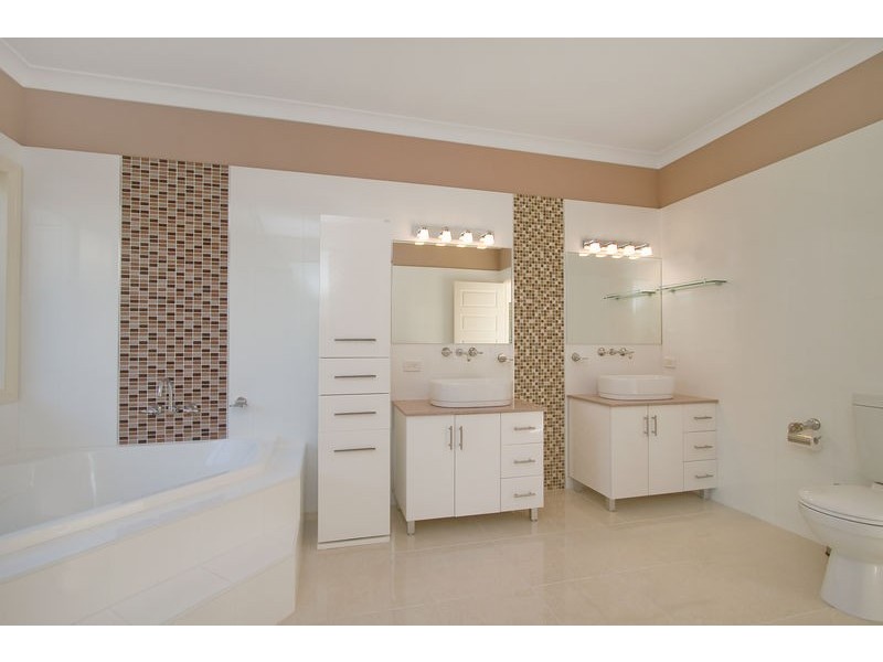 45 Dungogie Drive, Tallebudgera QLD 4228