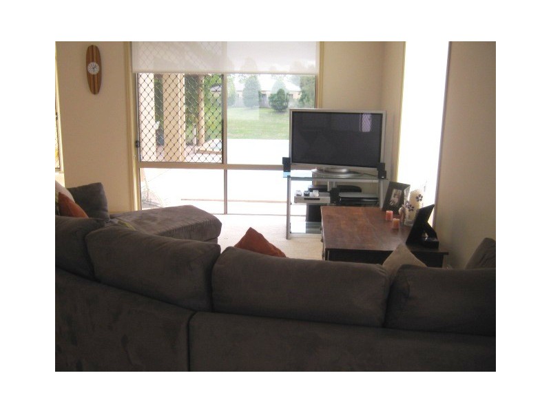 47 Gardendale Drive, Burleigh Waters QLD 4220