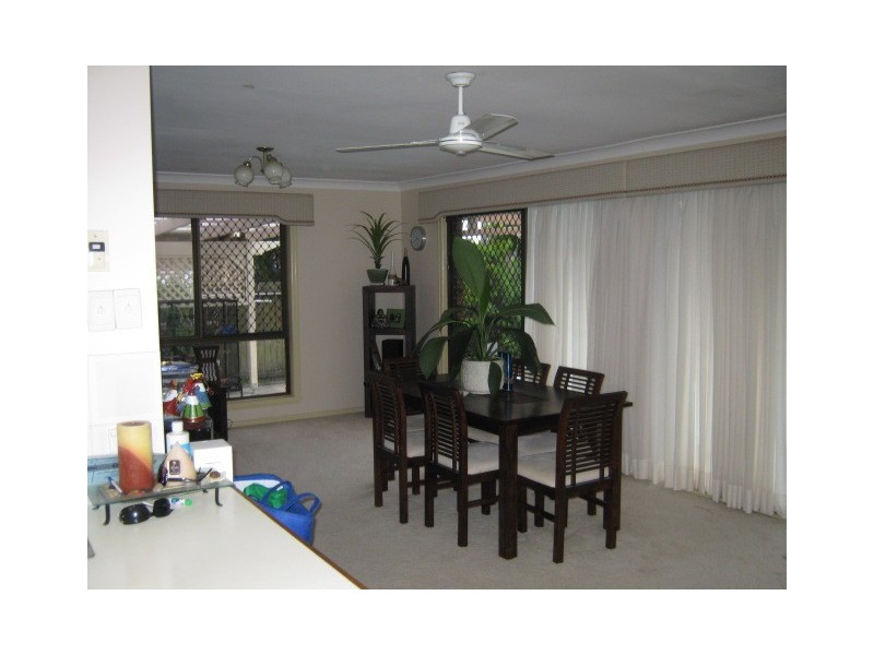 14 Cuckoo Cres, Burleigh Waters QLD 4220