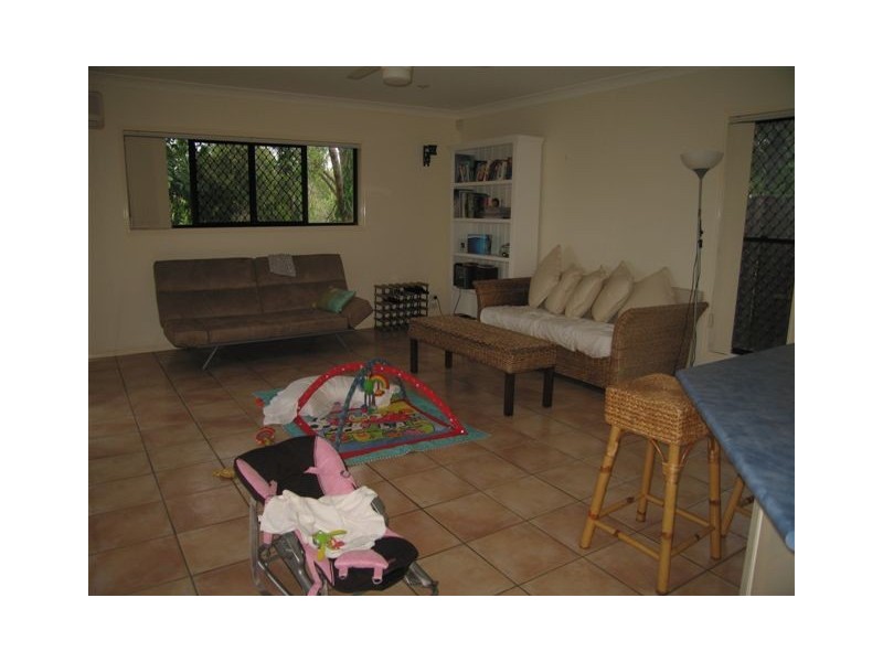 16 Shoalwater Court, Burleigh Waters QLD 4220