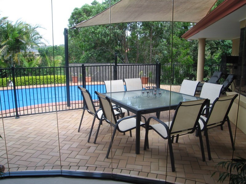 16 Shoalwater Court, Burleigh Waters QLD 4220