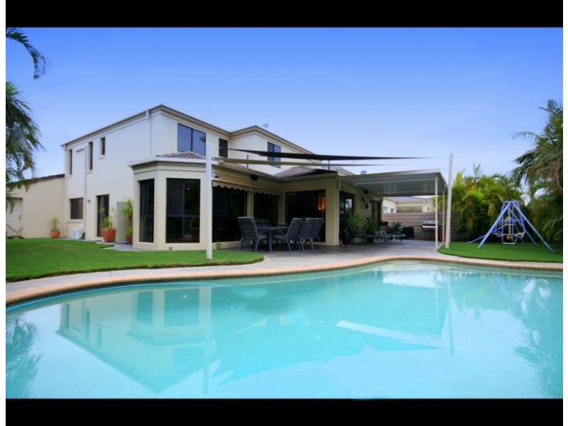 109 Dunlin Drive, Burleigh Waters QLD 4220