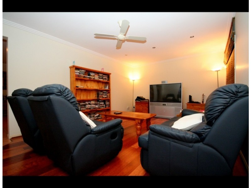 109 Dunlin Drive, Burleigh Waters QLD 4220