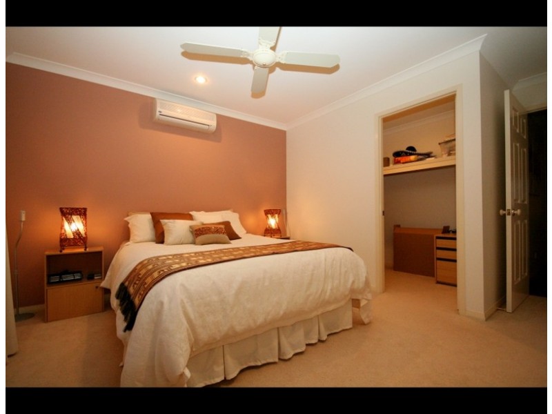 109 Dunlin Drive, Burleigh Waters QLD 4220