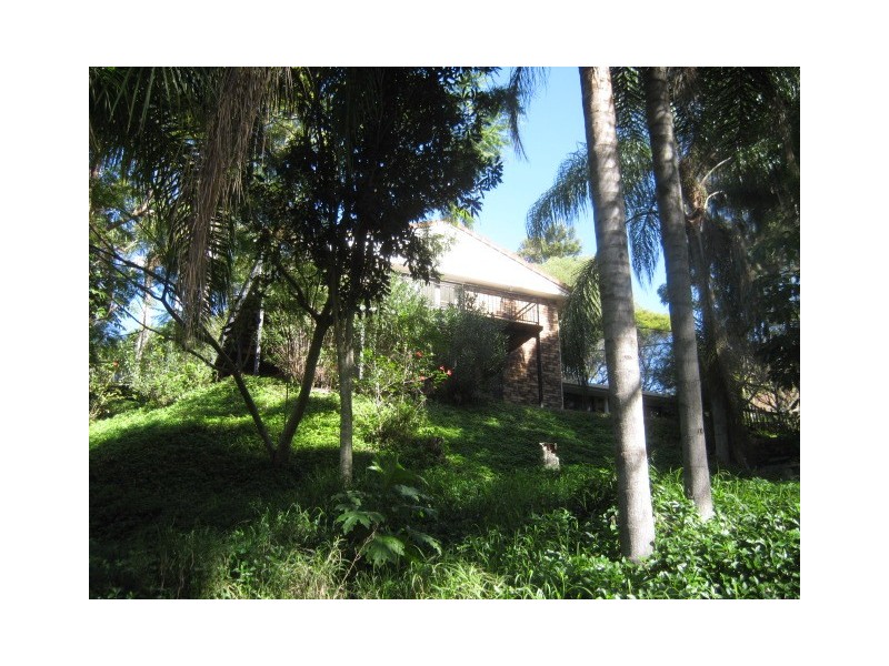 4 Harmes Place, Tallebudgera Valley QLD 4228