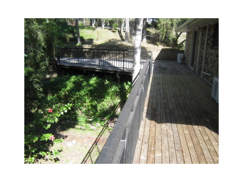 4 Harmes Place, Tallebudgera Valley QLD 4228