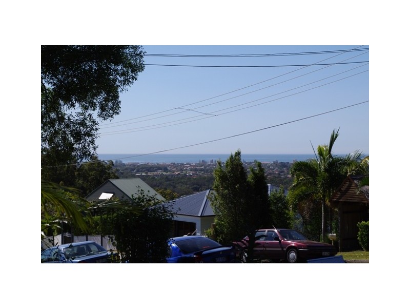 13 Dulcie Drive, Burleigh Heads QLD 4220