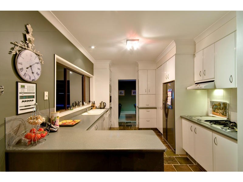 110 Tallebudgera Drive, Palm Beach QLD 4221