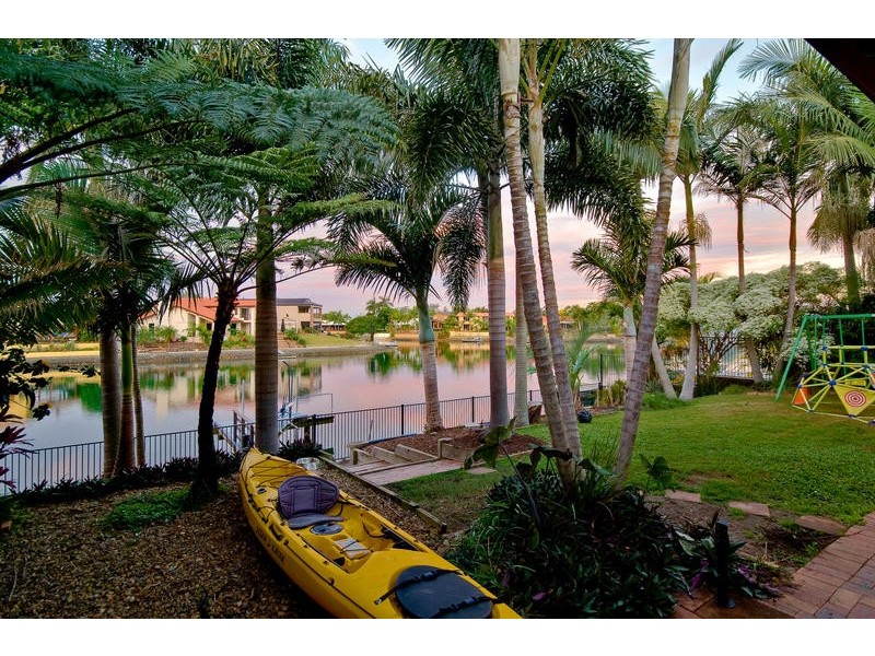 110 Tallebudgera Drive, Palm Beach QLD 4221