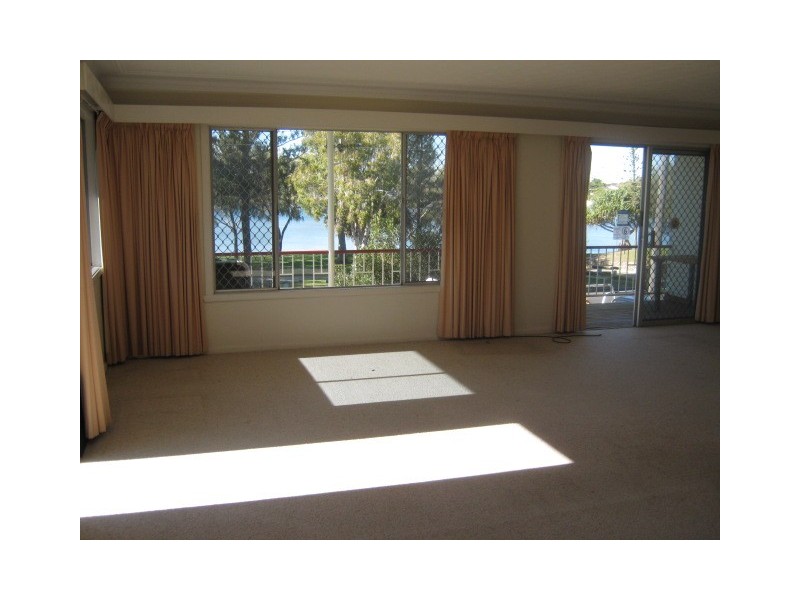 1/29 Awoonga Avenue, Burleigh Heads QLD 4220