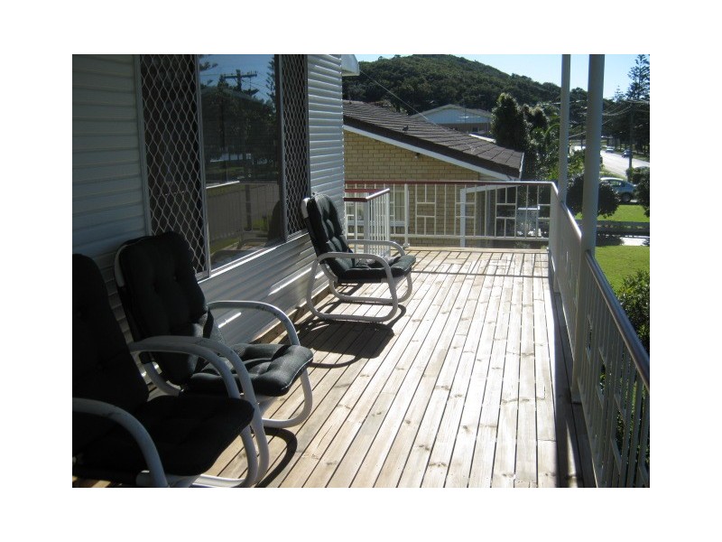 1/29 Awoonga Avenue, Burleigh Heads QLD 4220