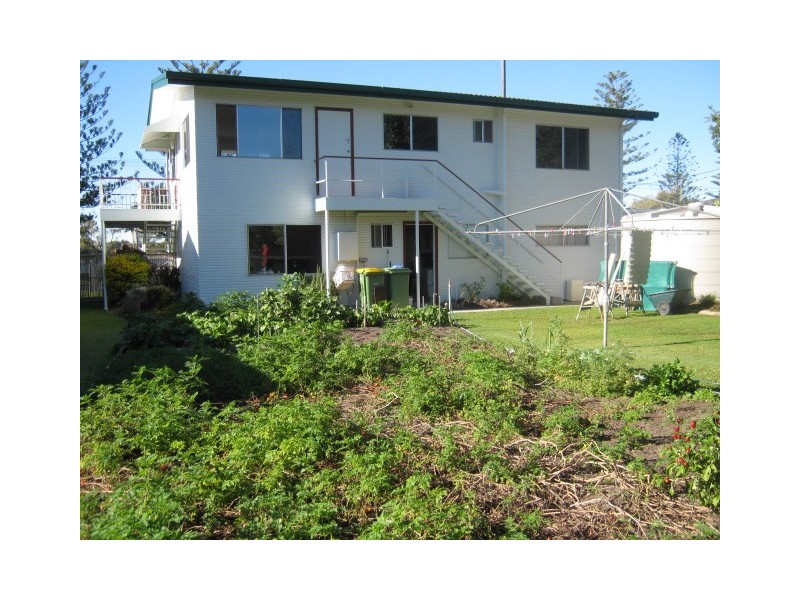 2/29 Awoonga Avenue, Burleigh Heads QLD 4220