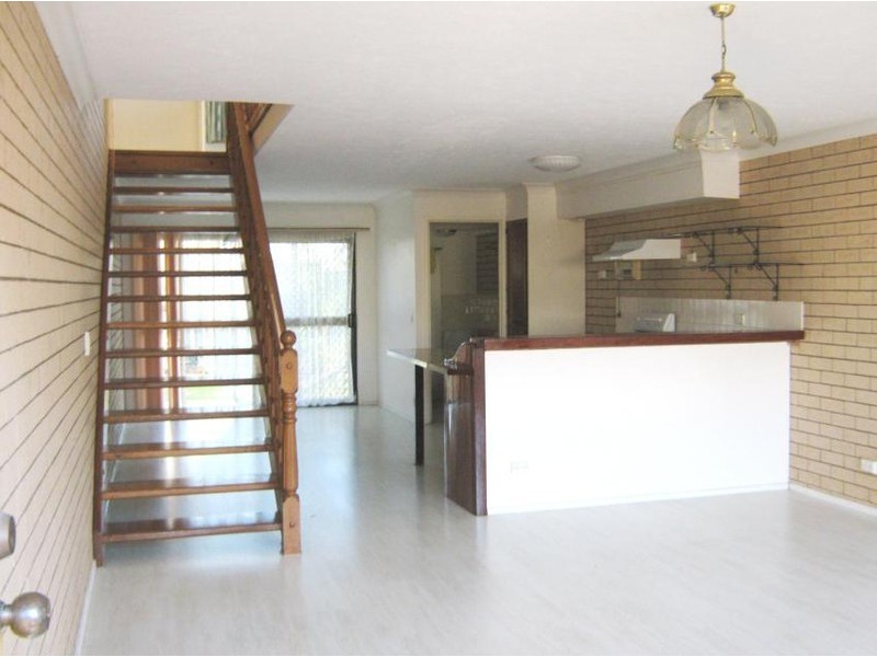 18/14 Shrike Court, Burleigh Waters QLD 4220