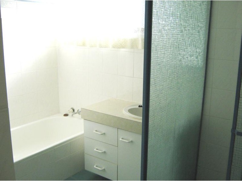 18/14 Shrike Court, Burleigh Waters QLD 4220