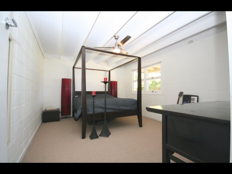 66 Petrel Avenue, Mermaid Beach QLD 4218