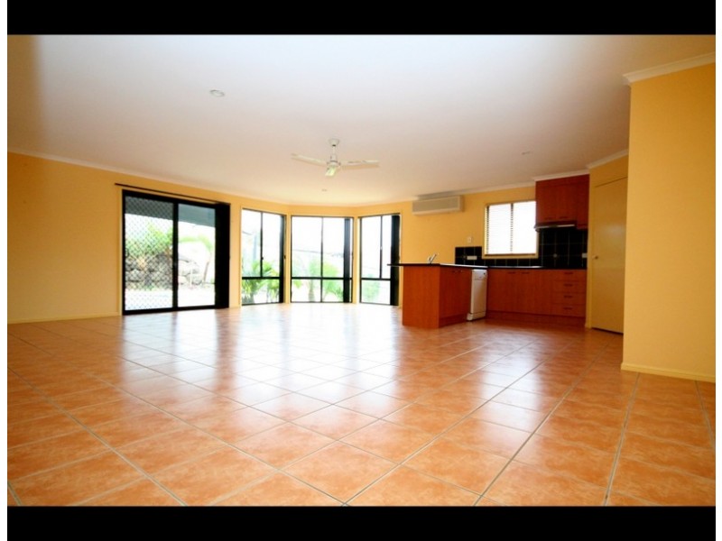 38 Sirec Way, Burleigh Heads QLD 4220