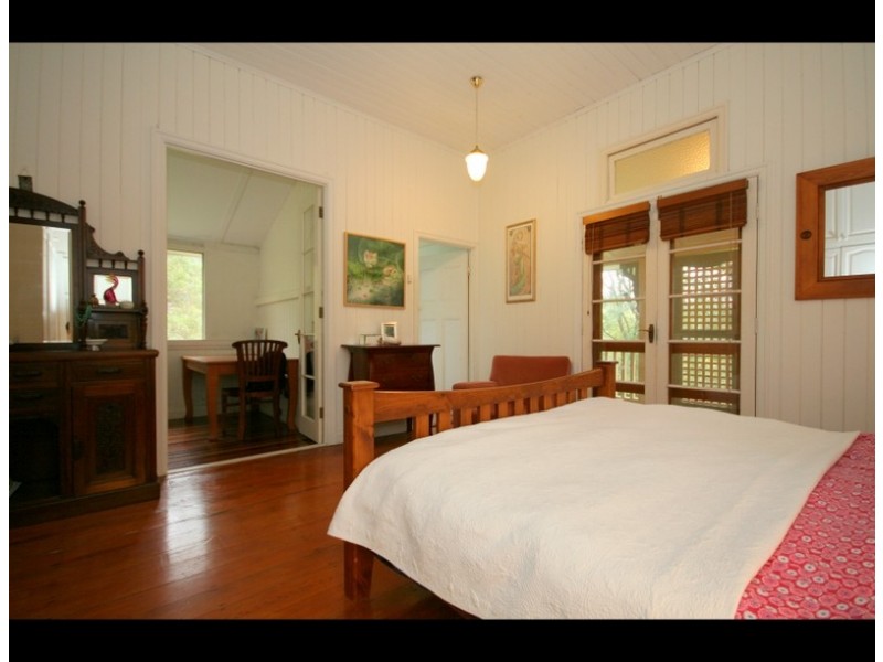 86 Monday Drive, Tallebudgera Valley QLD 4228