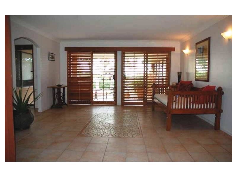 94 Skyline Terraces, Burleigh Heads QLD 4220