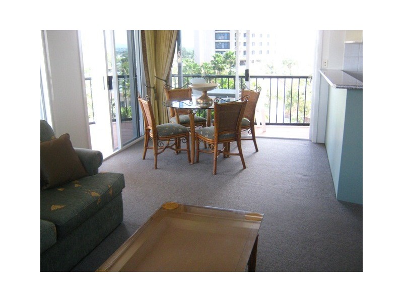 613/198 Surf Parade, Broadbeach QLD 4218