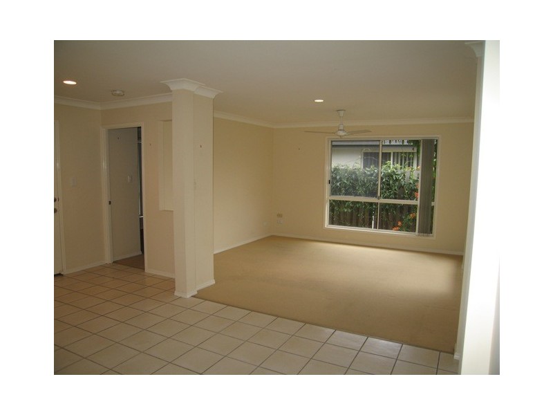 7 Eugene Drive, Varsity Lakes QLD 4227