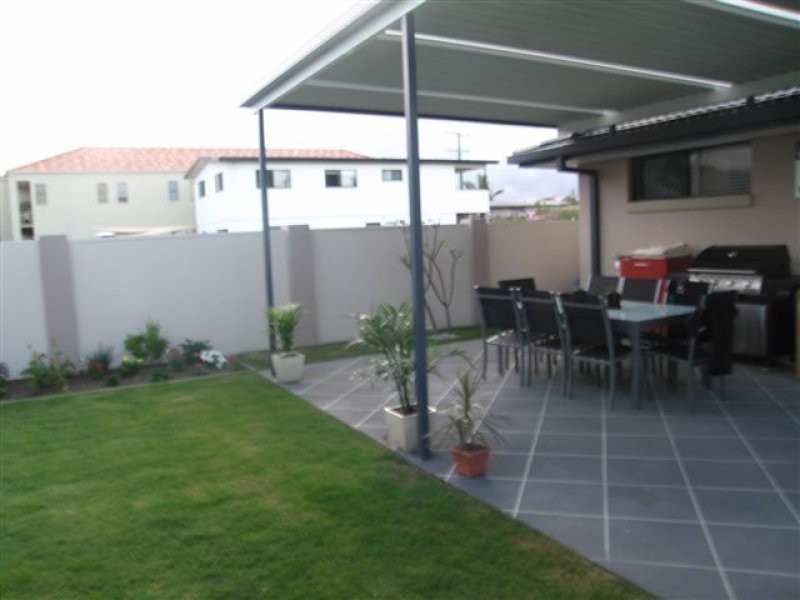26 Dawn Parade, Miami QLD 4220