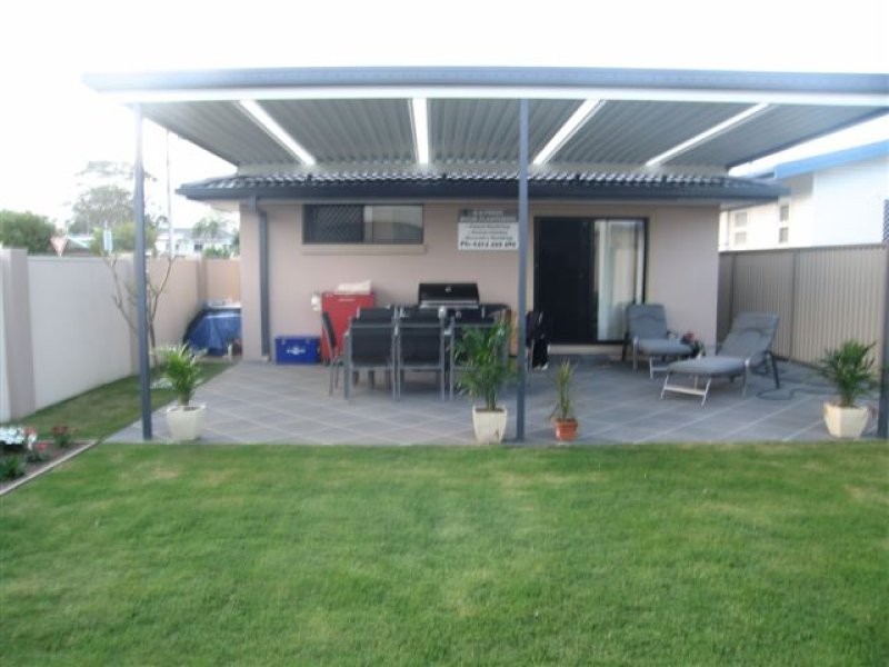 26 Dawn Parade, Miami QLD 4220