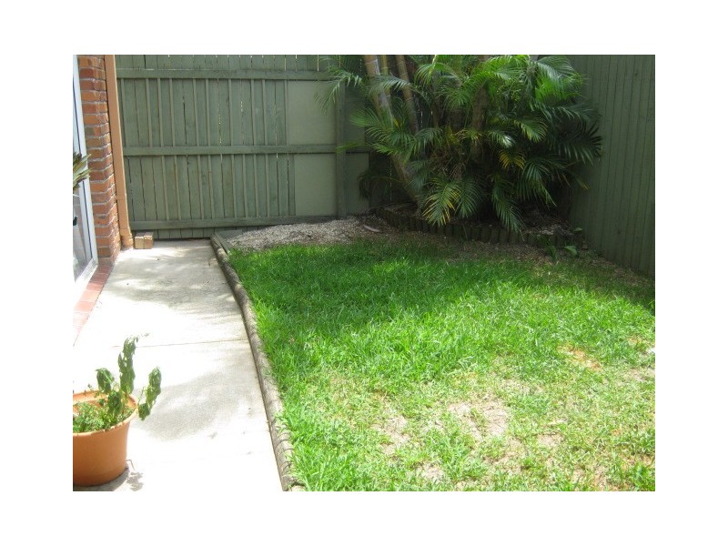 6/267 Christine Avenue, Varsity Lakes QLD 4227