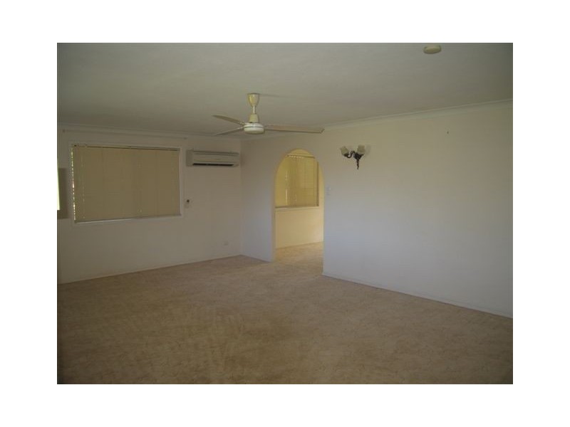 126 Burleigh Street, Burleigh Waters QLD 4220