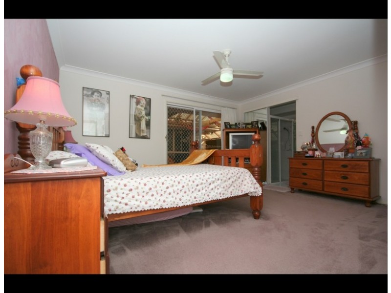 6 Treetop Court,, Burleigh Waters QLD 4220