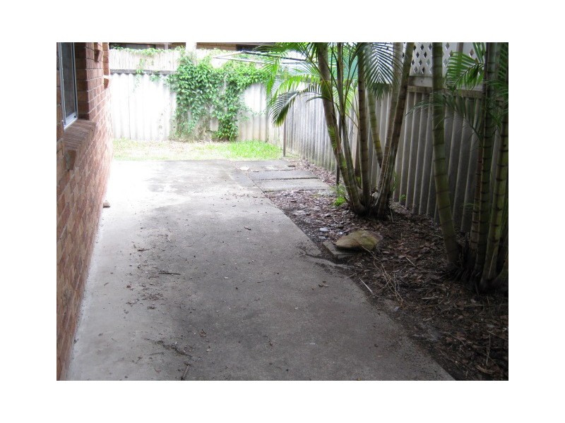 2/50 Albion Avenue, Miami QLD 4220