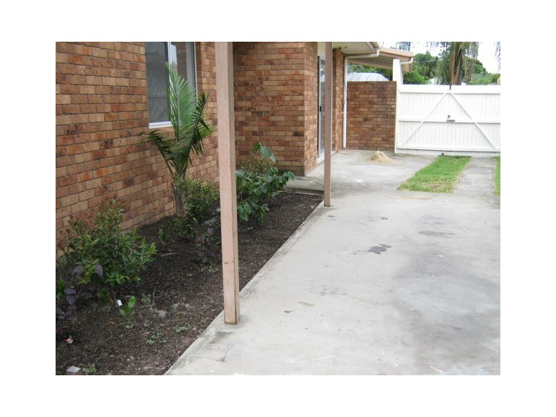 2/50 Albion Avenue, Miami QLD 4220