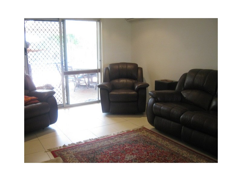 11 Curlew Crescent, Burleigh Waters QLD 4220
